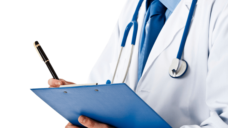 il medico prescrive il trattamento per la prostatite batterica